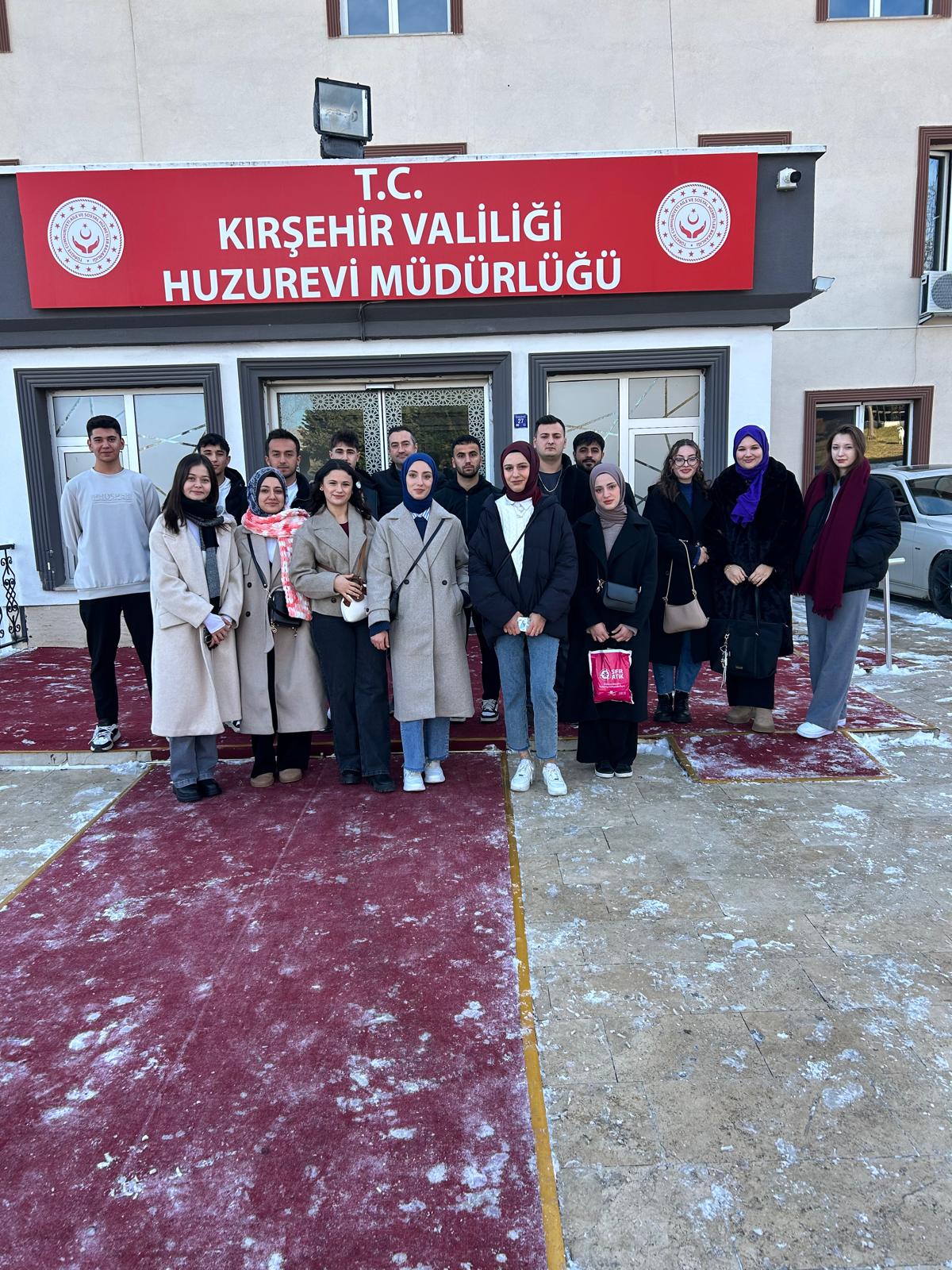 Sosyal Sorumluluk Bilinciyle Huzurevi Ziyareti Gerçekleştirildi