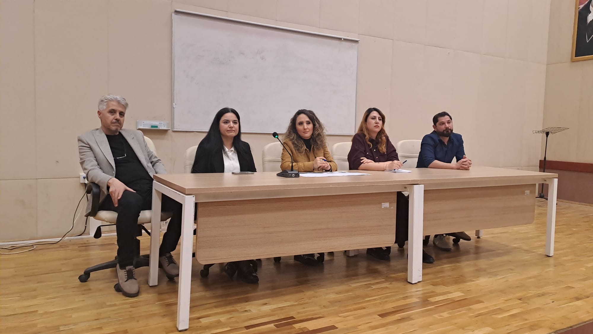 Mezunlarımız Deneyimlerini Öğrencilerimizle Paylaştı